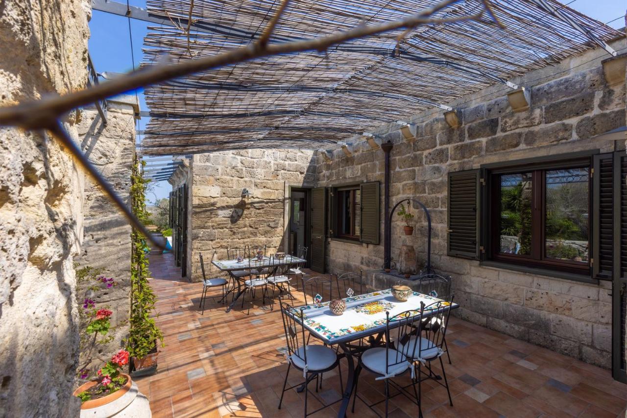 Casa Ulmi Con Piscina Bed & Breakfast Uggiano La Chiesa Luaran gambar
